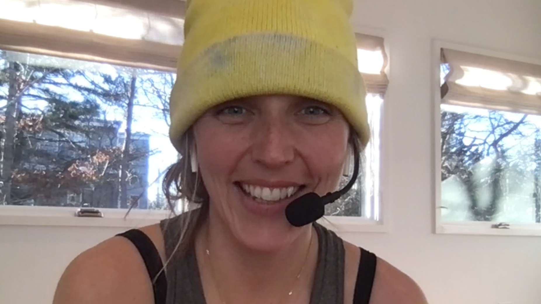 JUST THE FLOWS - NEW YEAR, SAME GORGEOUS YOU 40 > BRITT