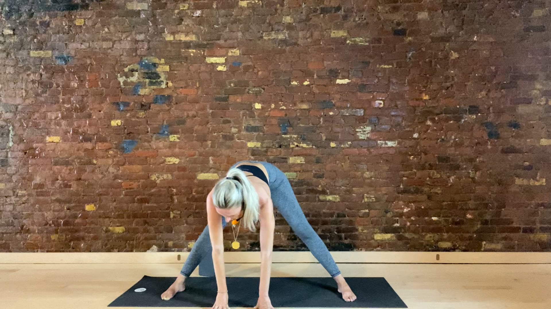 REFINE - EXTENDED SIDE ANGLE > BRITT 