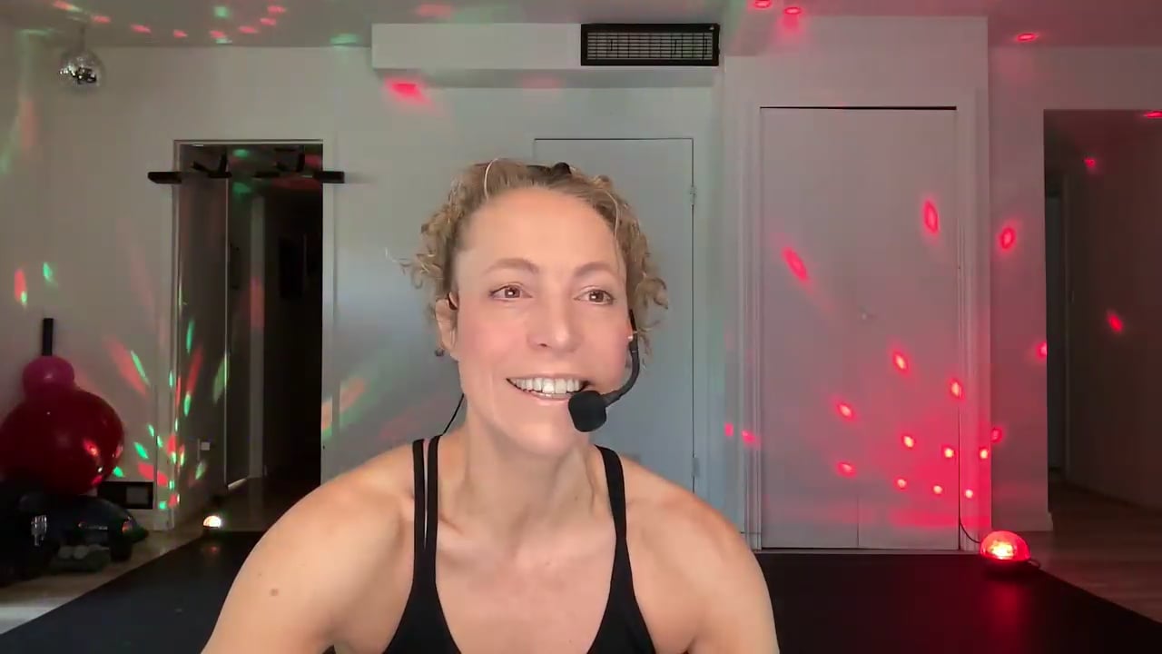 November 23, 2025 - Partyfit Lite with Véro