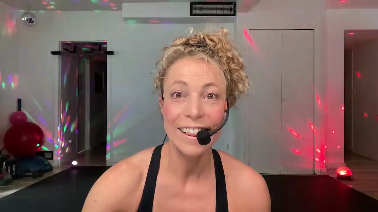 August 3, 2025 - Partyfit® Lite with Véro