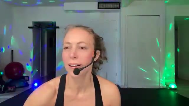 February 11, 2025 - Partyfit® with Véro