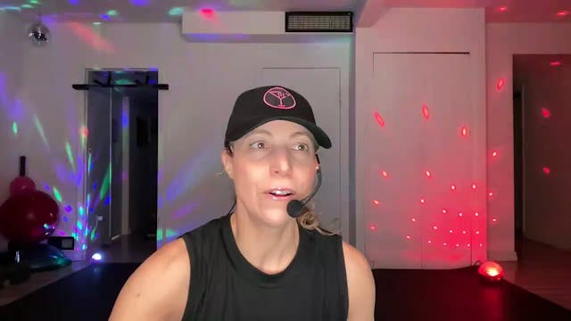 November 27, 2025 - Partyfit with Véro