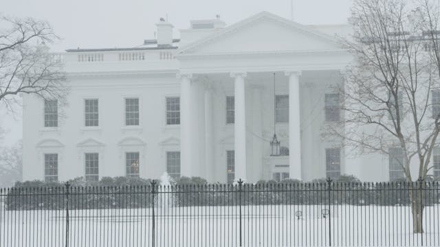 S2 - E5 - White House (Canonical)