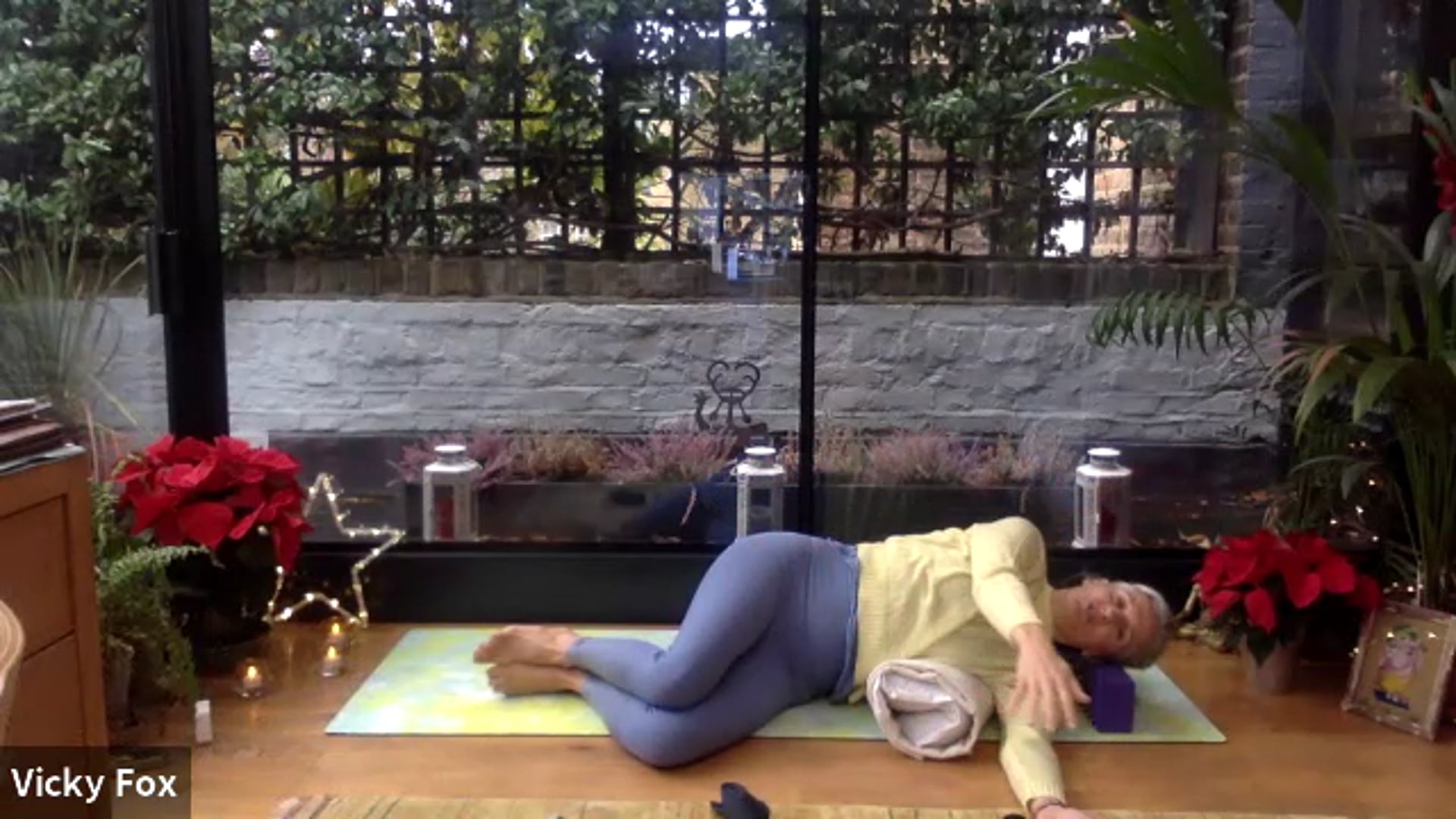 Chest and shoulder opening 