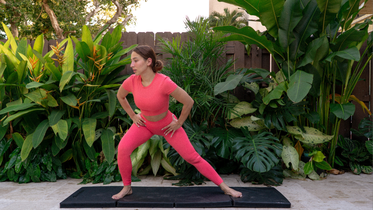 LOWER BODY focused flow | 10 mins, low impact