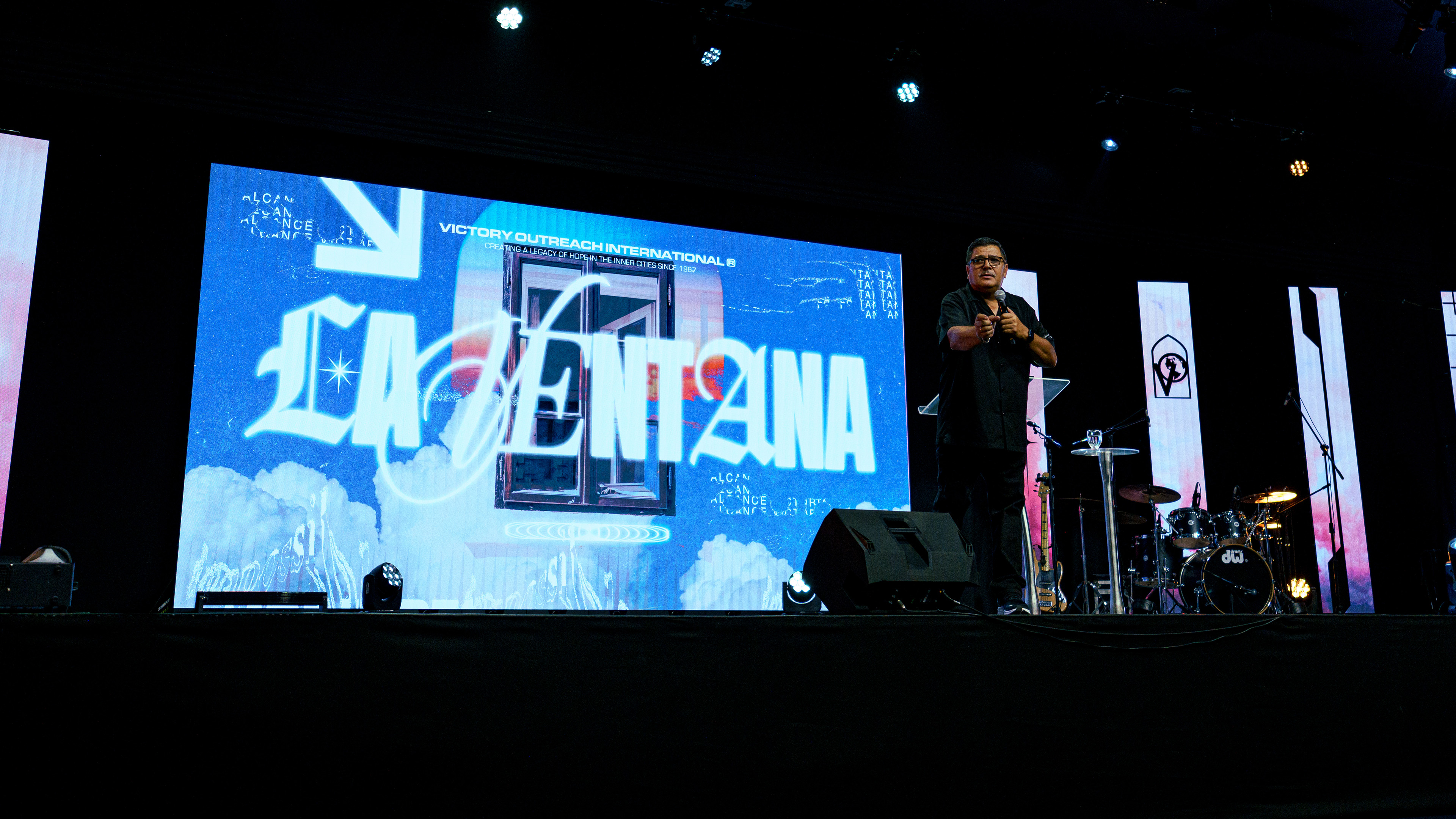 La Ventana - Juan Villavicencio