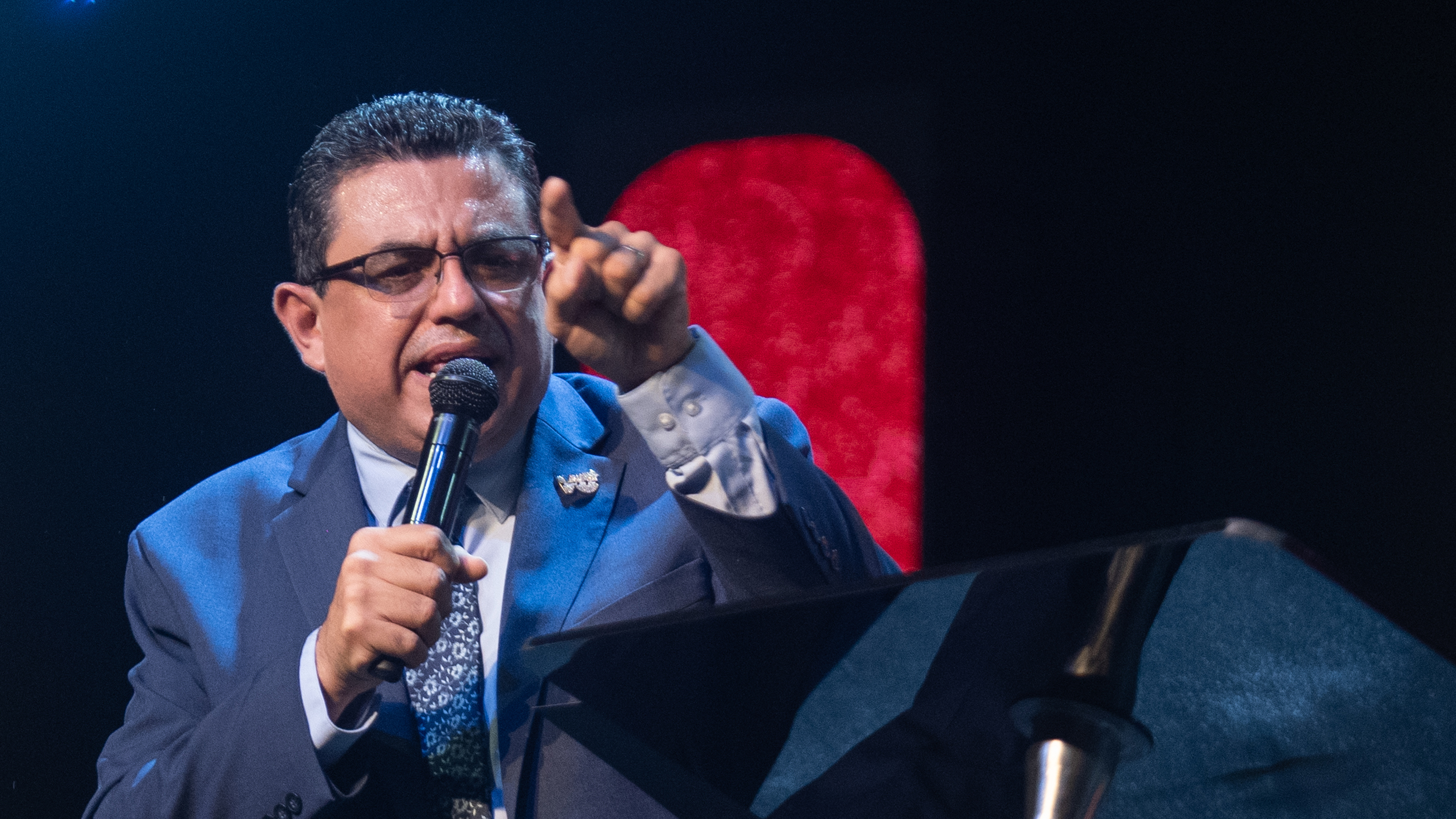 No Me Entierrea, Tengo Una Promesa - Jesus Figueroa