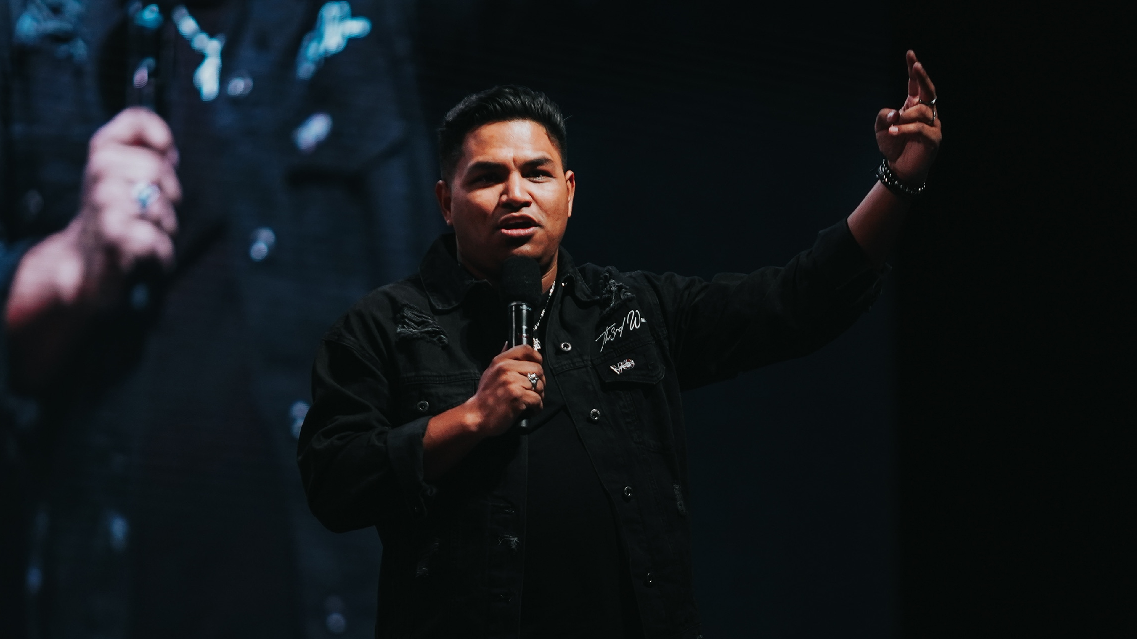 Golden Shields - Enrique Lopez