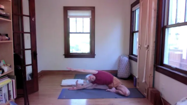 5-8-26 Gulnaaz Yoga Club -- Wide legs in Janu Sirsasana and Trianga Mukhaikapada before Vamadevasana
