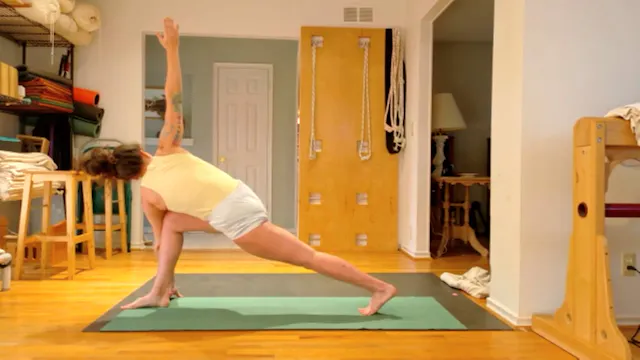 3-16-26 Gulnaaz Yoga Club Prepare the lower arm to go from Parivrtta Parsvakonasana to Ardha Matsyandrasana