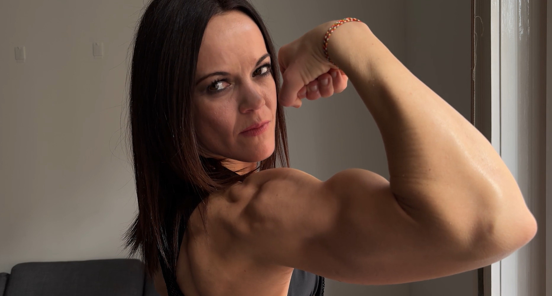 Tundi Shooting Video 13