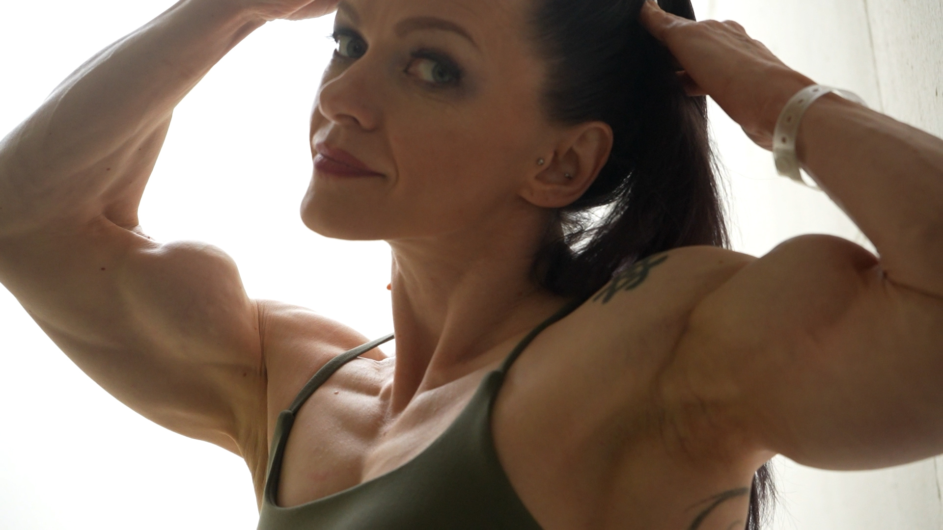 Tanja Shooting Video 08