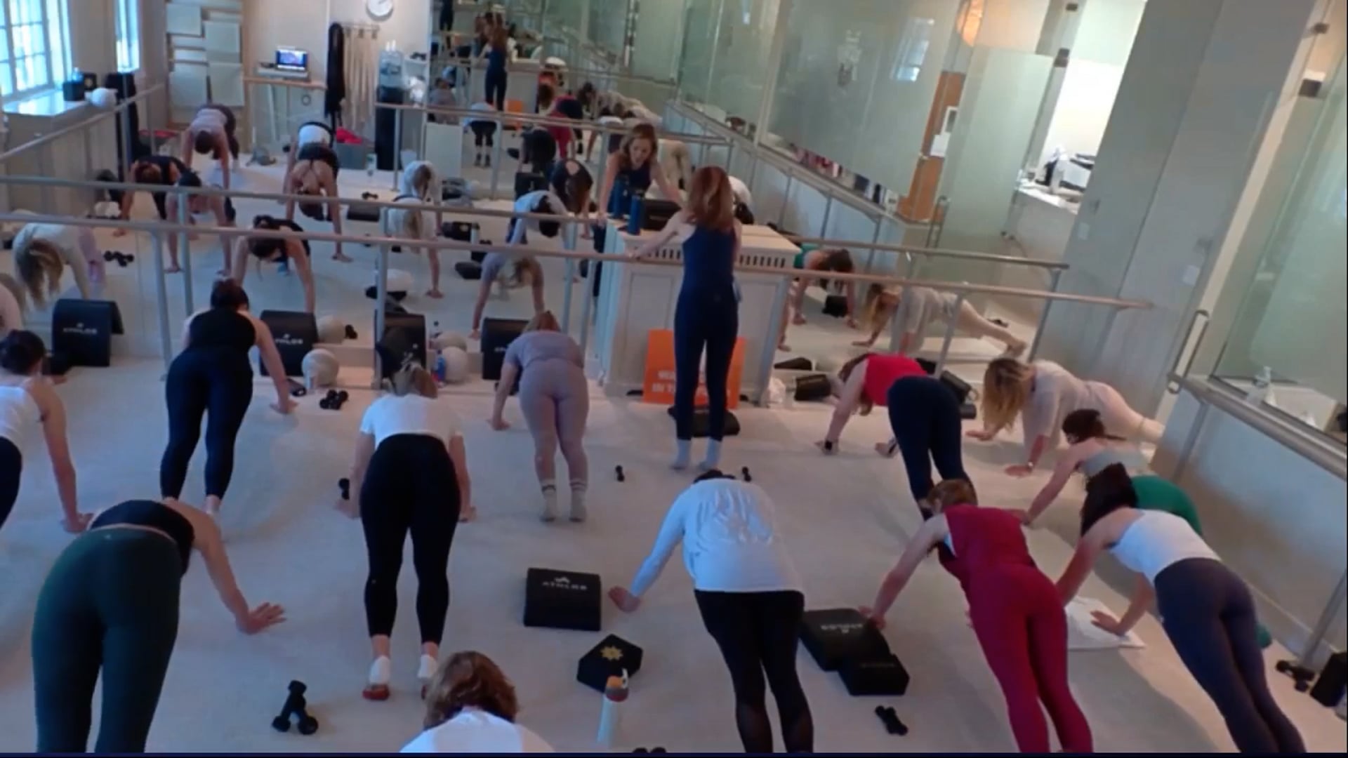 New Featured Barre Class with Cindy