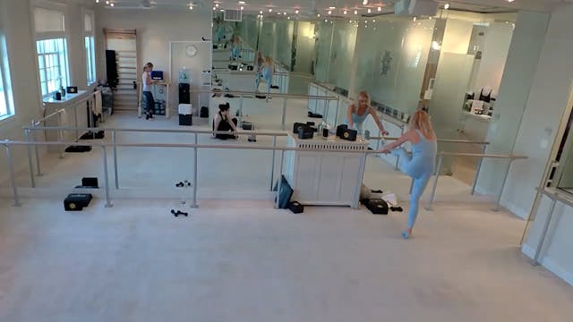 Live Studio Class with Cindy