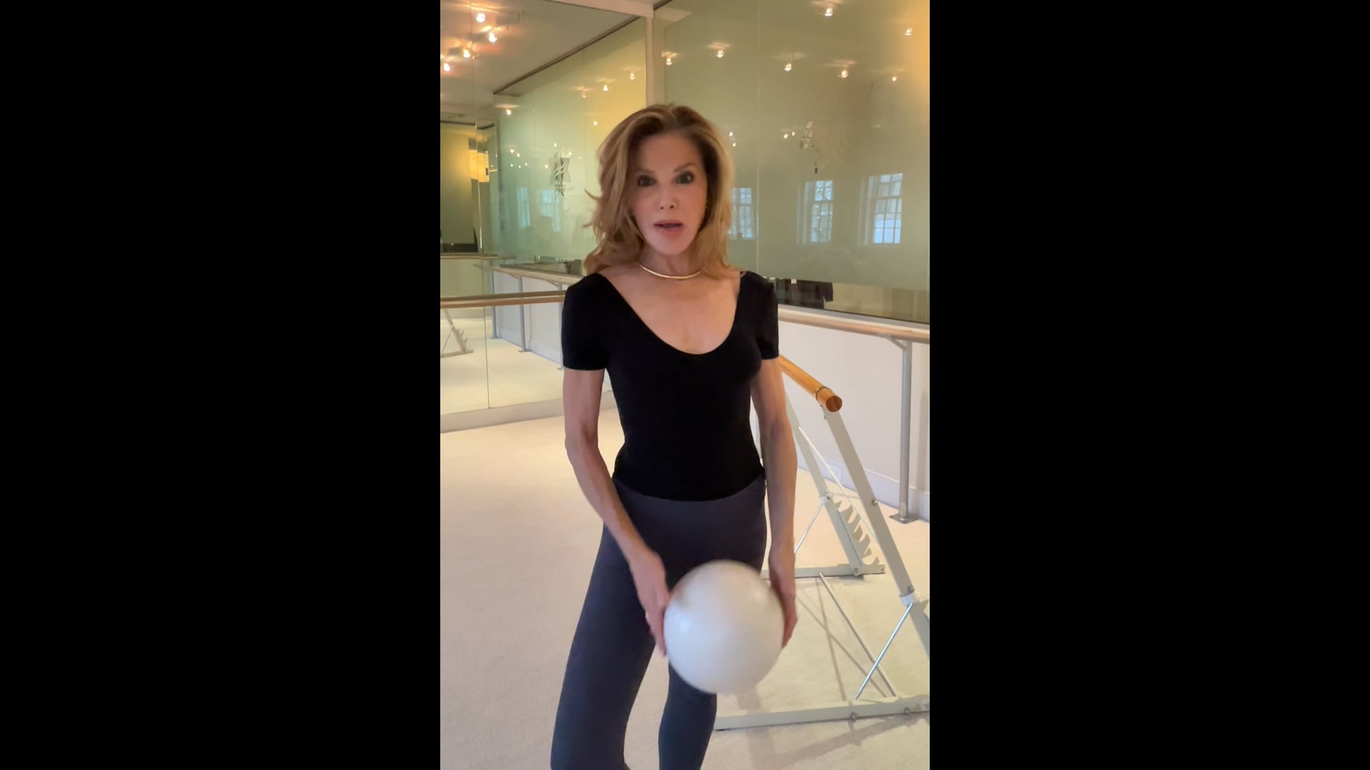 Snackable with Cindy featuring thigh work