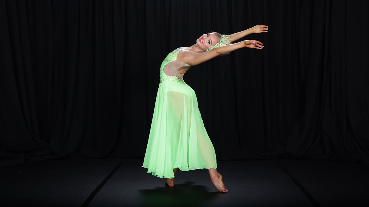 Senior Diamond Graceful Solo