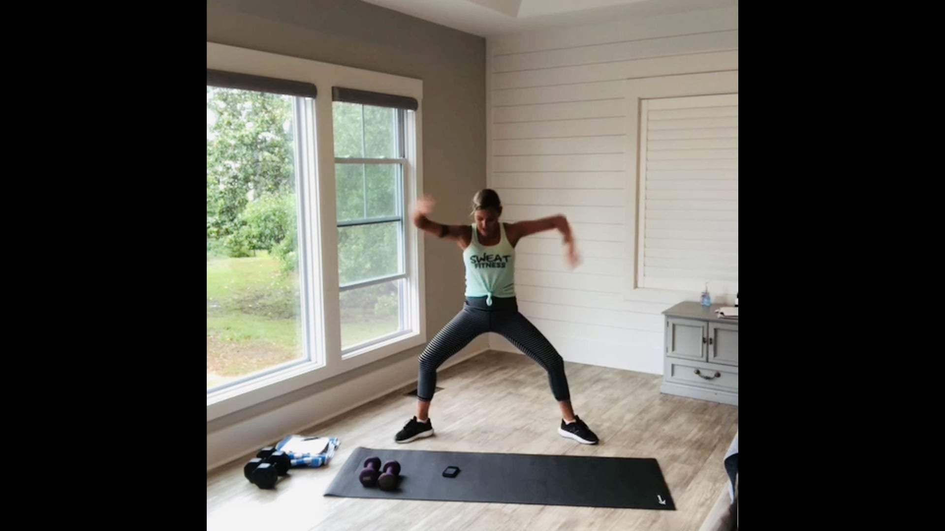 Live Zoom High & Low-impact Butz Gutz Gunz