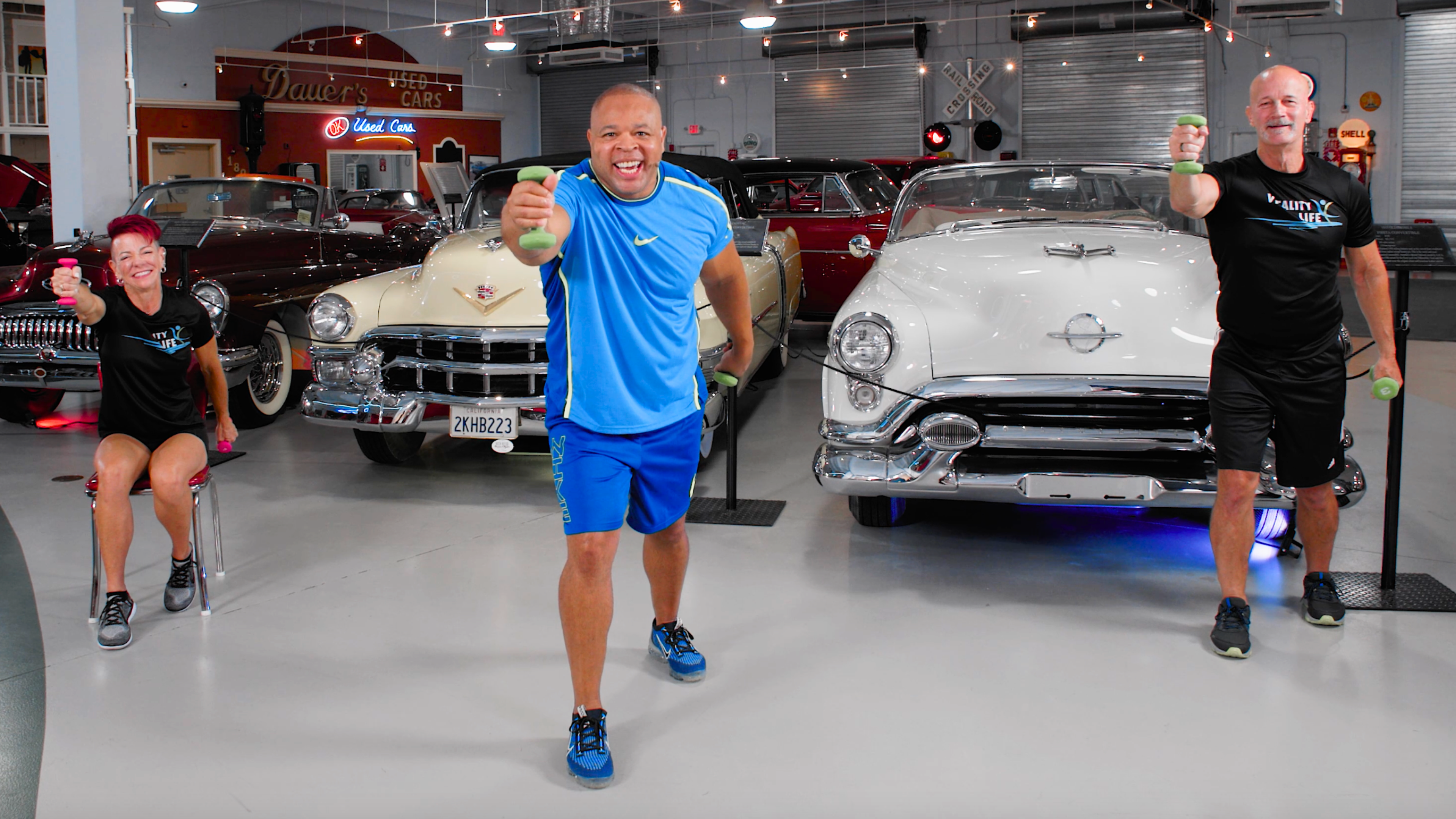 STRENGTH TRAINING WITH ISOMETRIC HOLDS