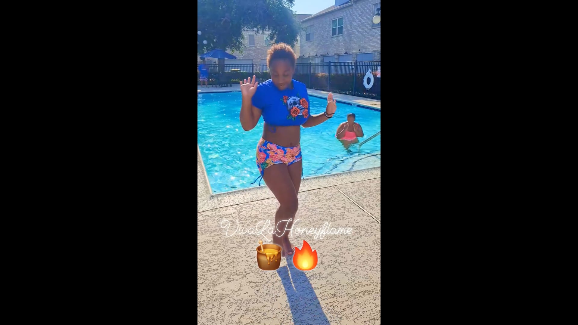 FB_VID_2368508189917983298