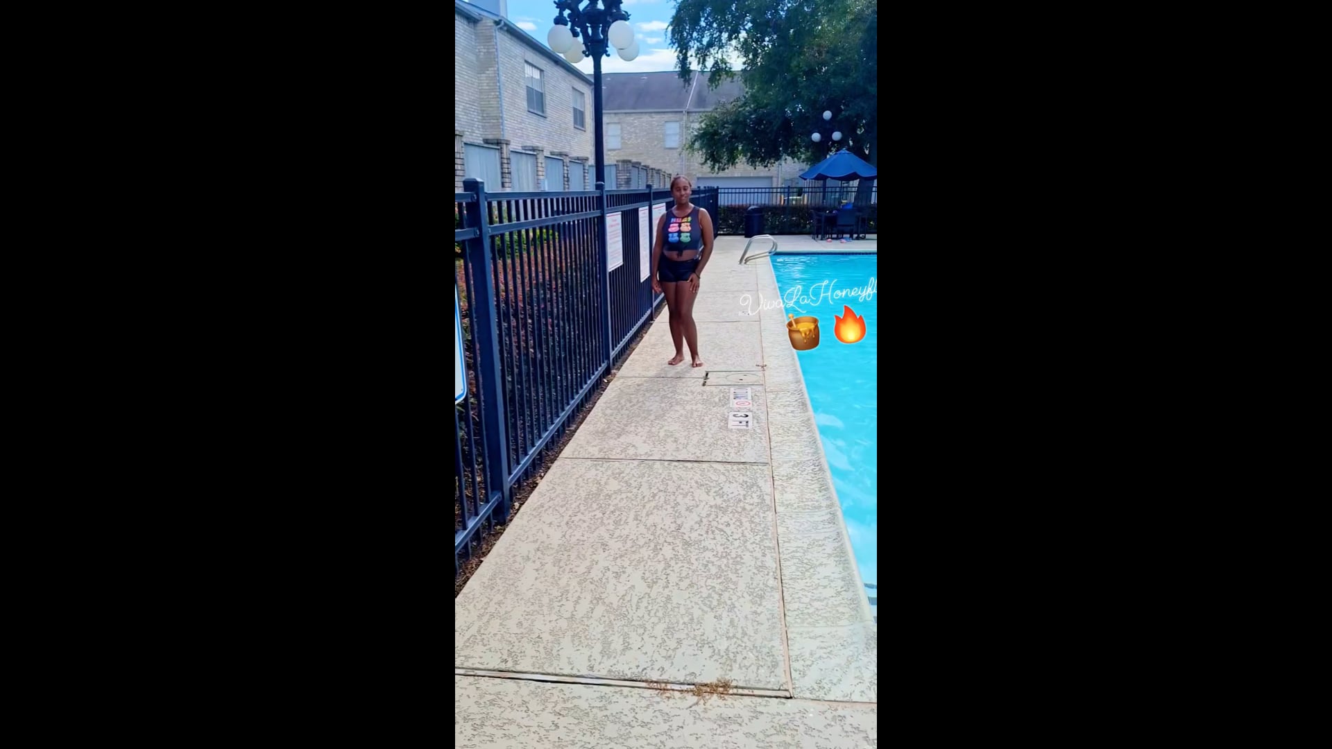 FB_VID_8500761202168173552