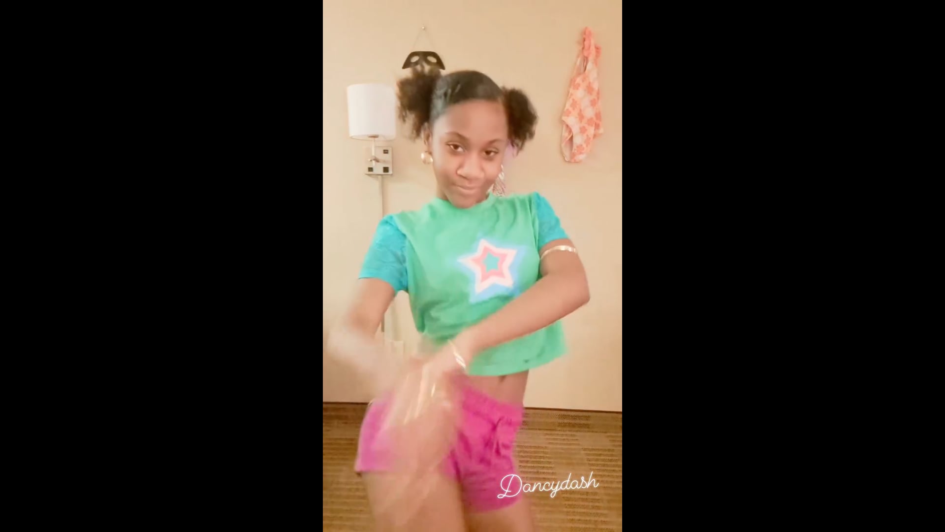 FB_VID_6762307245574410469