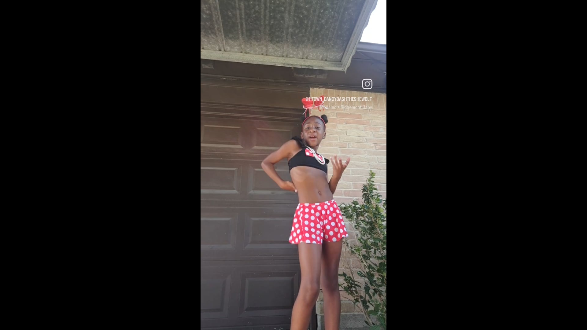 VID_28411106_061016_974