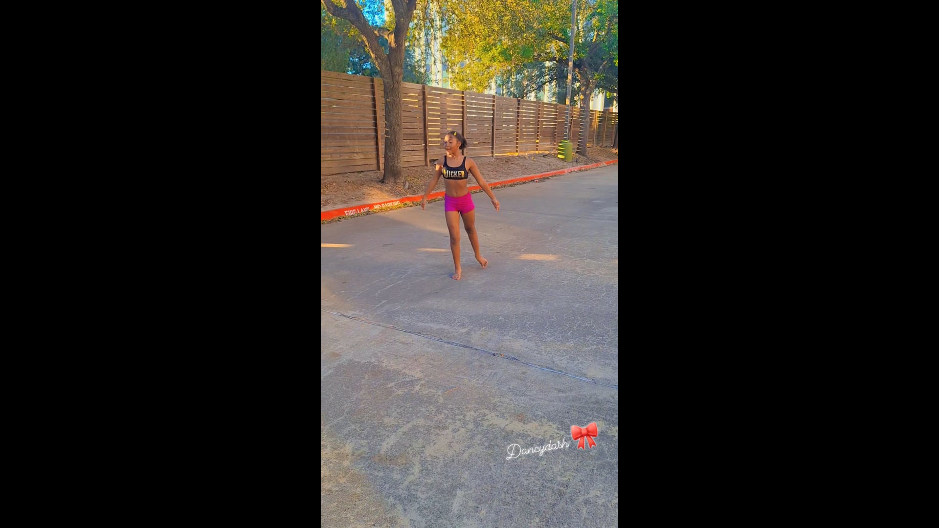 FB_VID_2041399538077303201