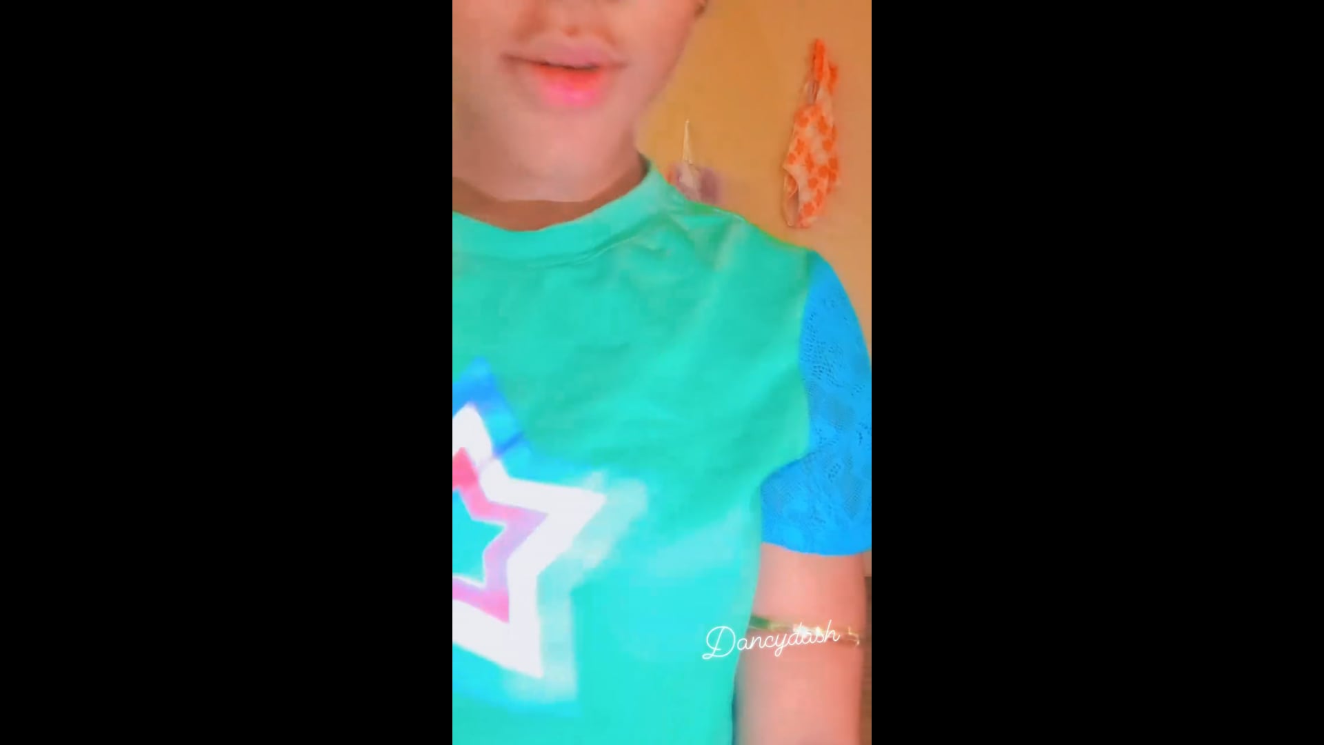 FB_VID_3142103571557396198