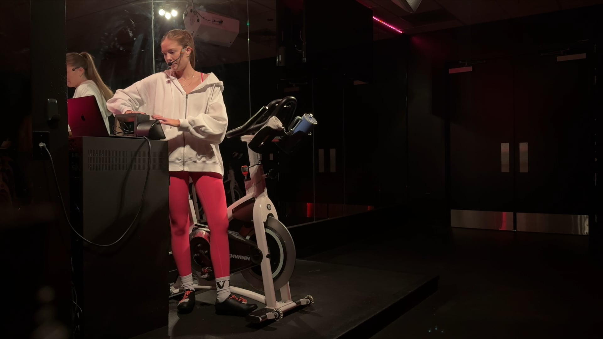 Erin 45-min Viv Ride 118