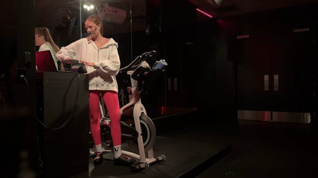Erin 45-min Viv Ride 118