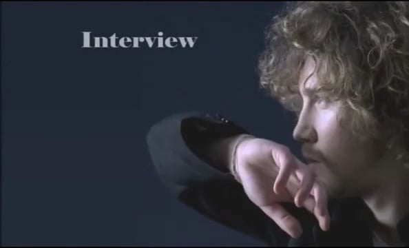 Festival de Cannes , interview du chanteur Julien Doré !