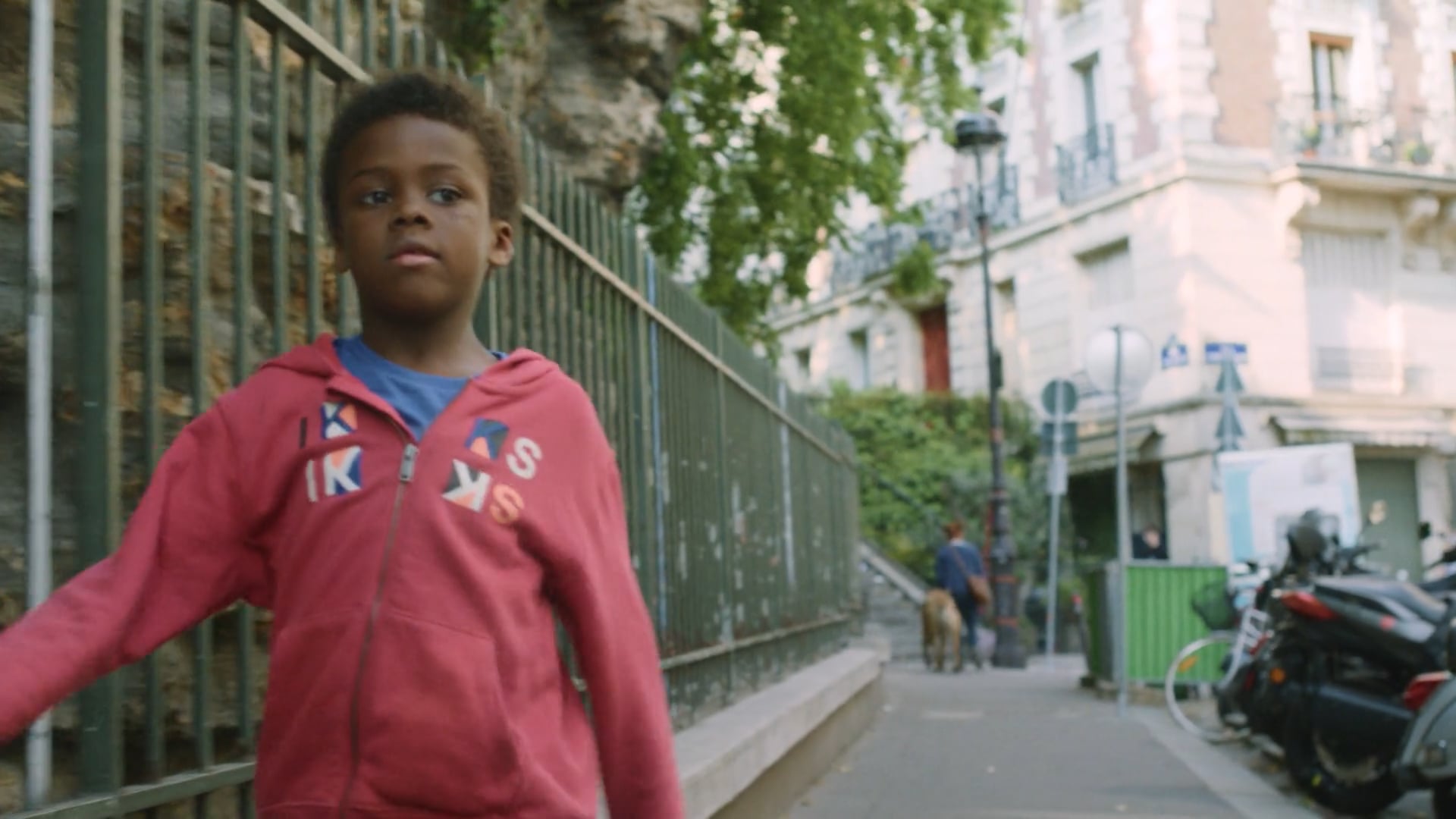 AU REVOIR PARIS de Coralie Majouga