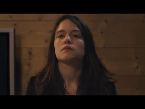 LE CRI DE VIOLA -  CLAIRE MAUGENDRE