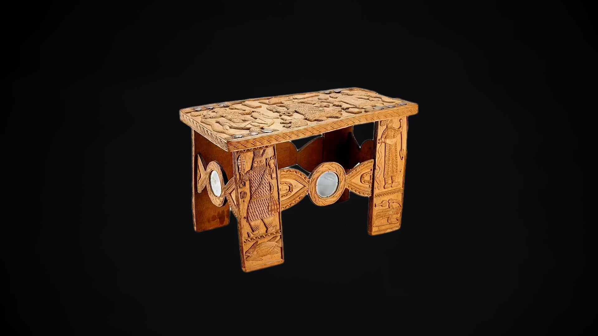 Benin Stool Stolen by British Empire new