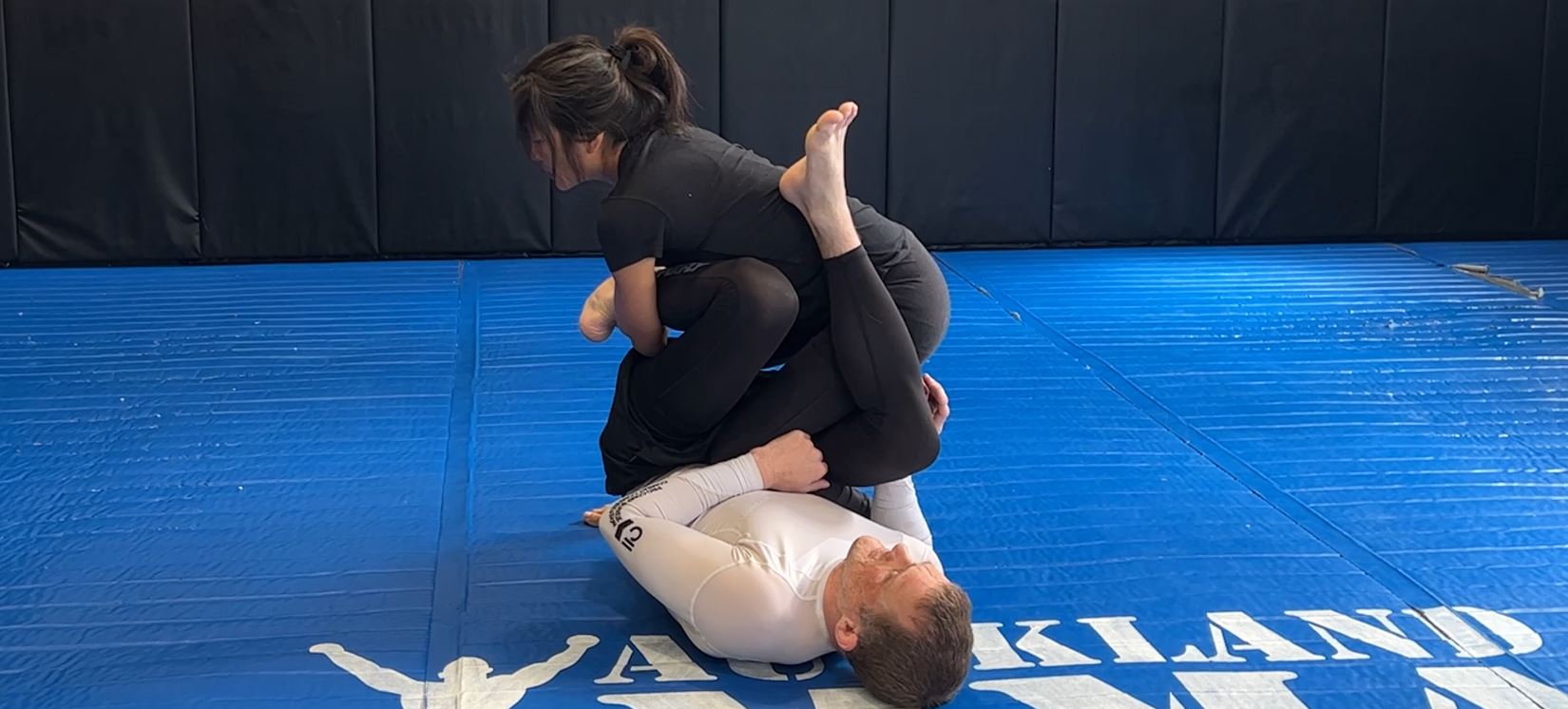 Toe Hold from Single Leg X (SLX) top position