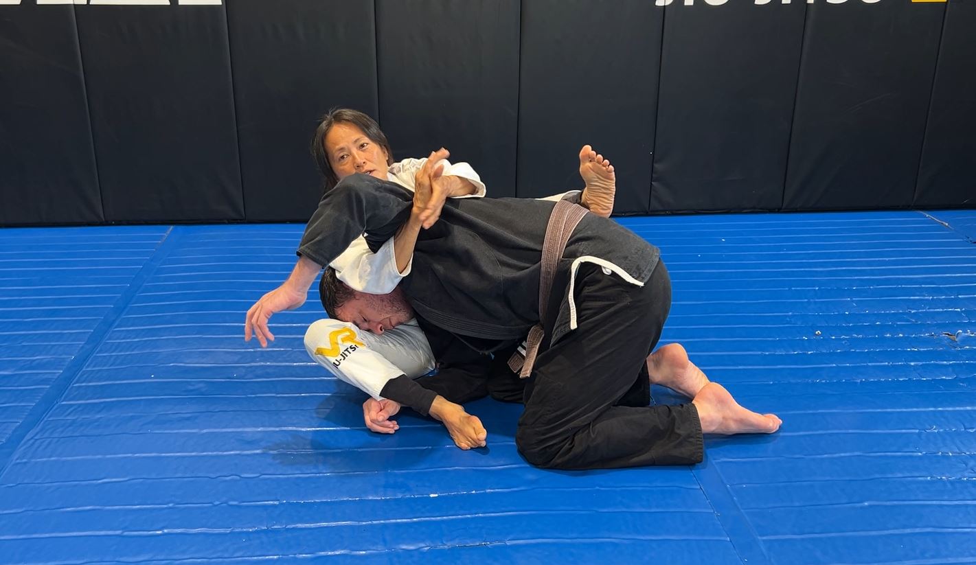 Armbar and Triangle from failed Peruvian Necktie Choke