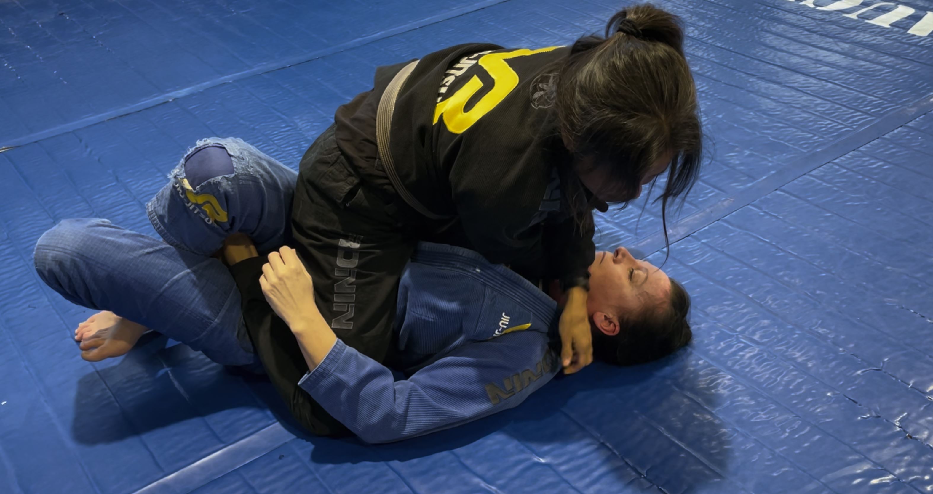 CLASS: Cross Collar Chokes from Half Guard (28-Aug-23)