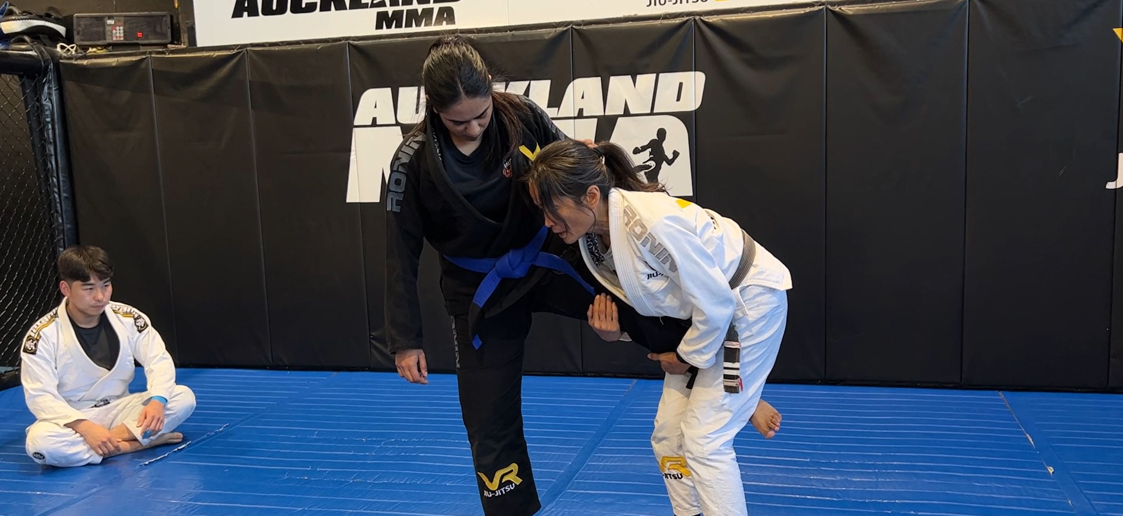 CLASS: Seated Guard and Single Leg (4-Oct-23)