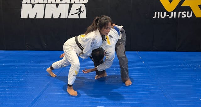 Helicopter Choke from opponent's sing...