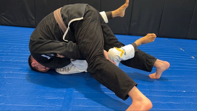 Counter Sweep from Low Knee Cut Pass