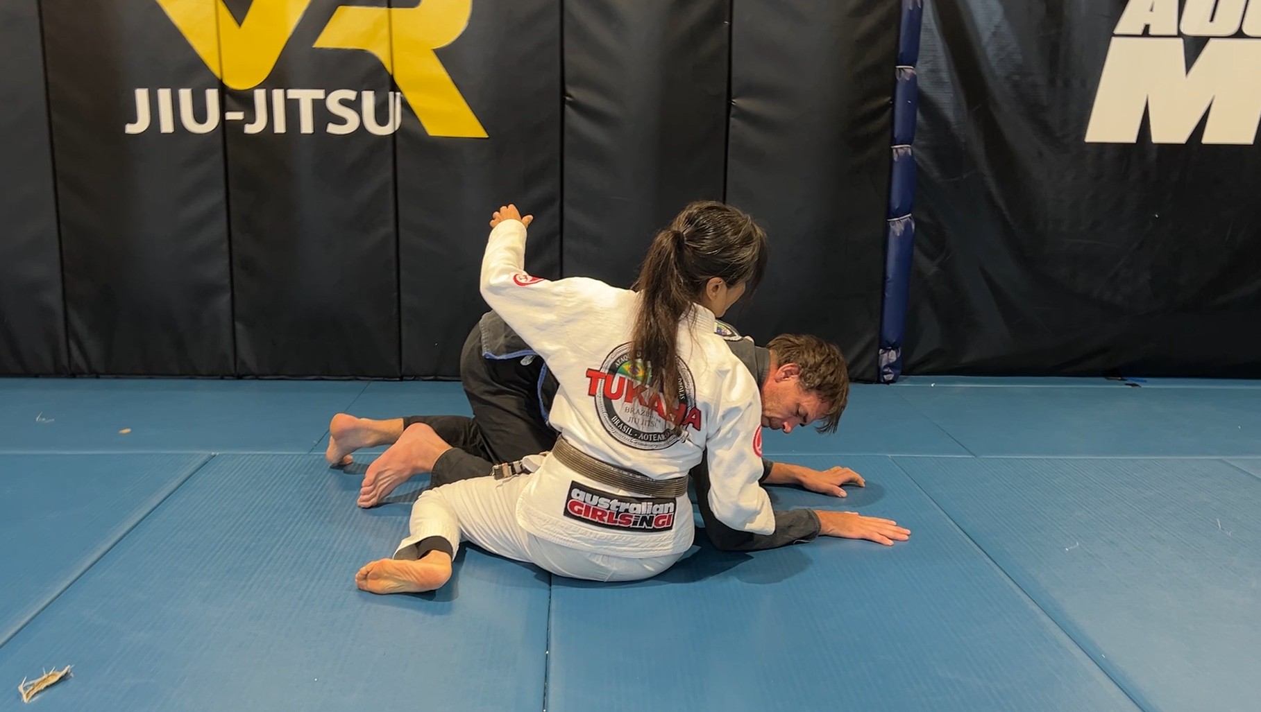 CLASS: Options from Arm Drag in Butterfly Guard (28-Apr-25)