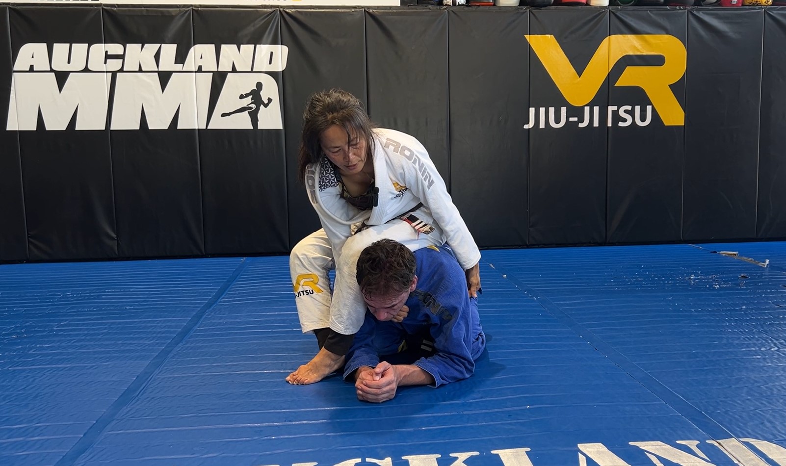 Helicopter Choke from Opponent's Turtle