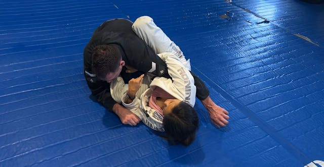 CLASS: Options for Cutting Armbar setup from Closed Guard (1-Mar-24)