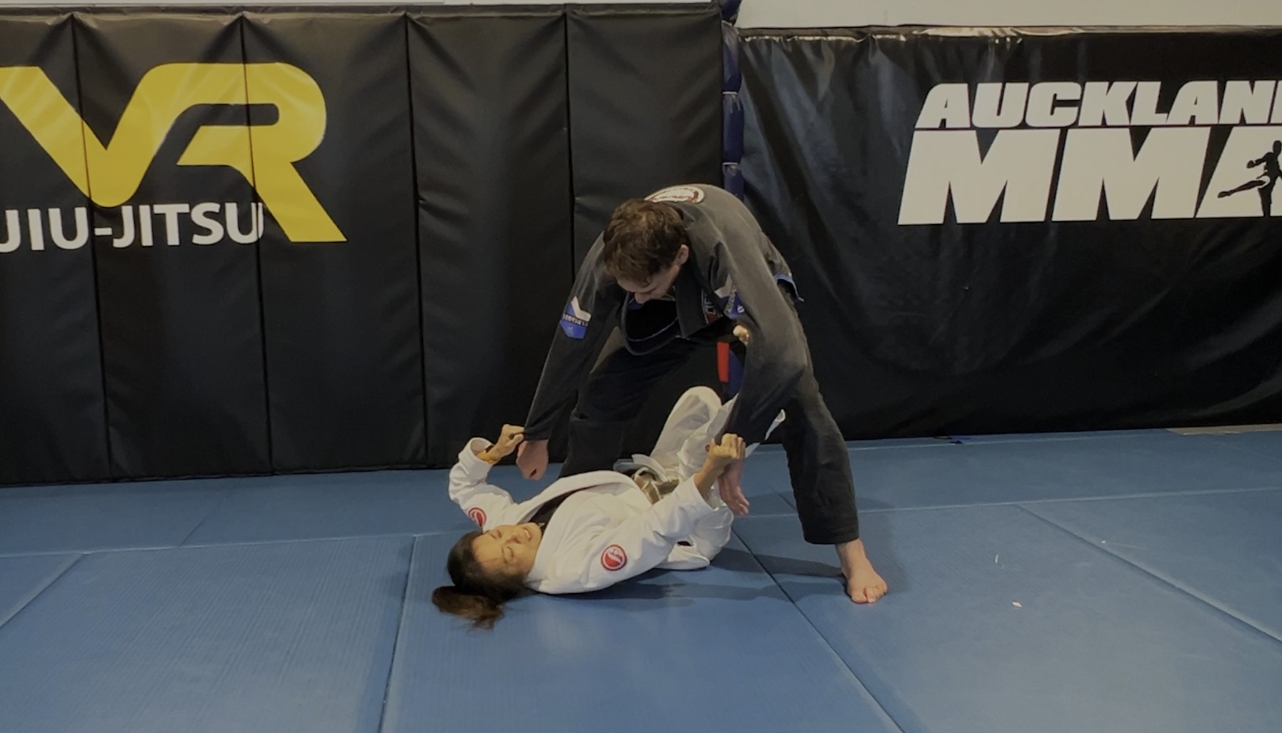CLASS: Spider Guard to X-Guard Sweeps with Sleeve or Collar Grips (7-Jul-25)