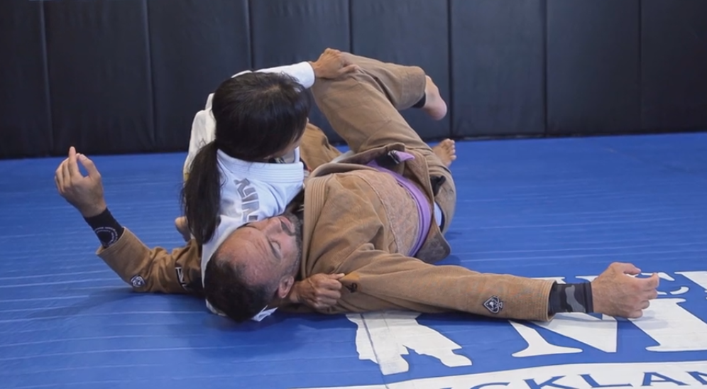Reverse Half Guard Pass