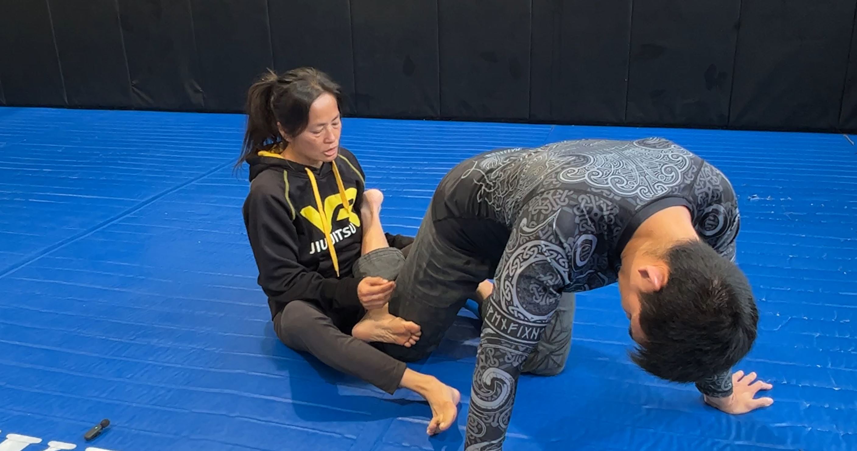 Ham Sandwich and Toe Hold from SLX when opponent turns away