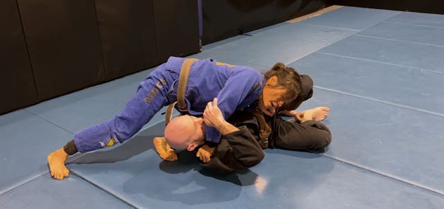 Sneaky Armbar from Paper Cutter Grips