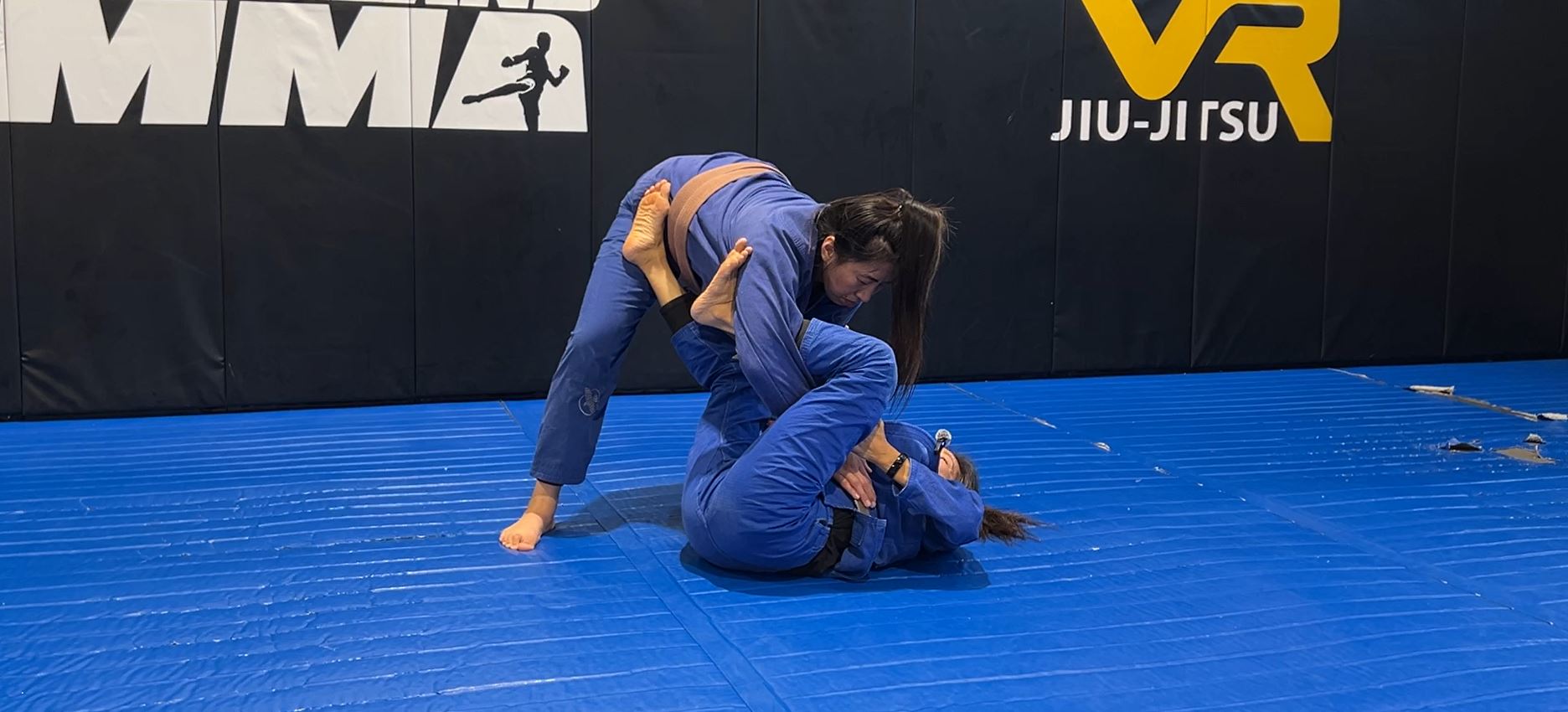 Lasso Catapult Sweep on Standing Opponent