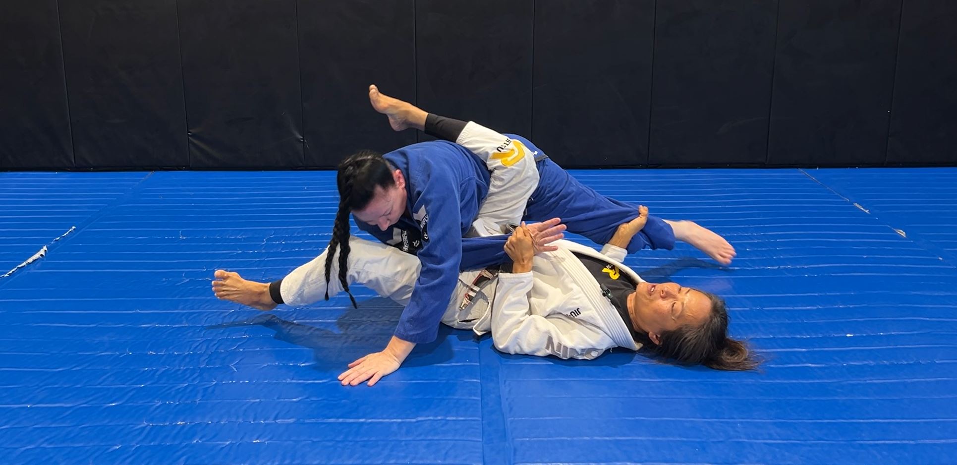 Flower Sweep set up to Armbar or Triangle from cross post defense