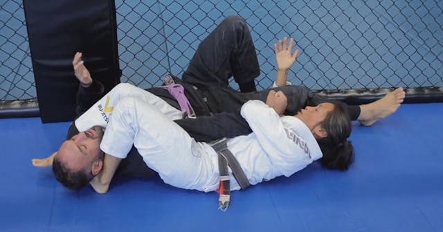 Key points in keeping the armbar bar 